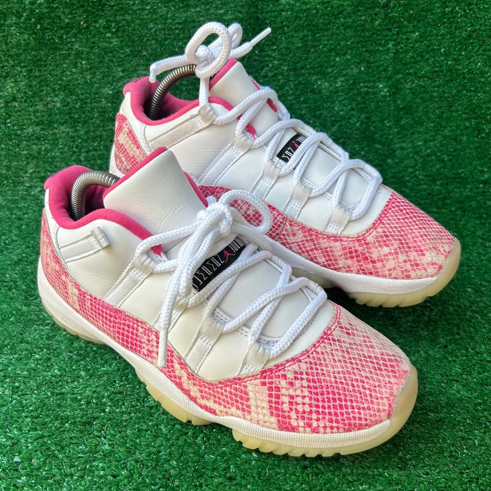 Air Jordan 11 Retro Low Pink Snakeskin White AH7860-106 Womens 9 Sneakers